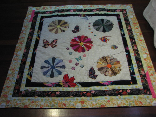Finally I have added the last border to this quilt too 