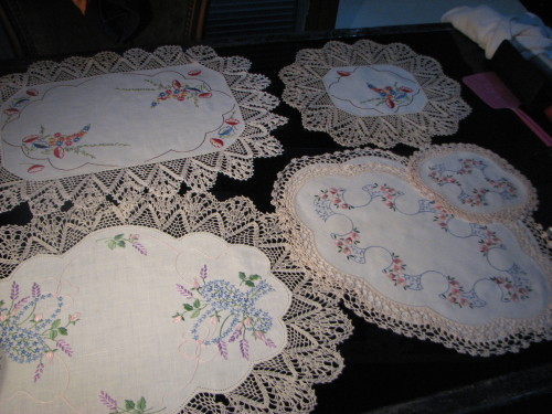 Some lovely old doilies that came in to the shop, I have washed and ironed them but these one need a little rep are wo
