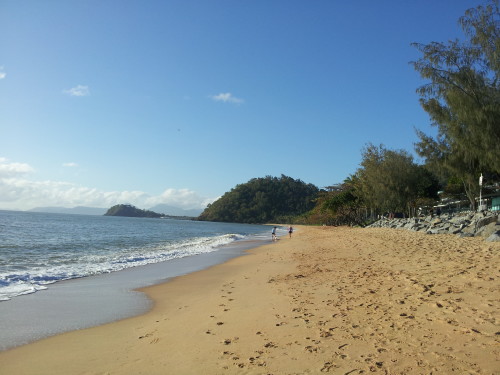 Now turning around and looking South, my friend and I walk to the end of this beach and back it takes roughly an hour. 