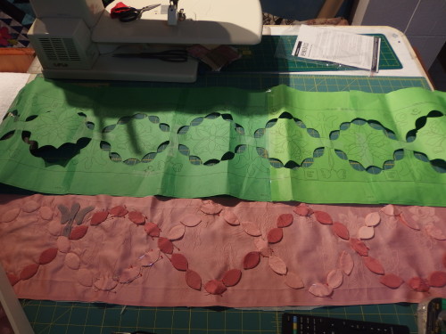 So I made up a template in dark green paper so i could see the holes of the ovals clearly when I cut them all out, they were cut slightly small than the full size so my making lines will be covered by the ovals when appliquéd on.   I can not wash this quilt when it is finished so I ahve to be carful all the time to keep in clean and not show any marking. Its a nightmare I can tell you. 