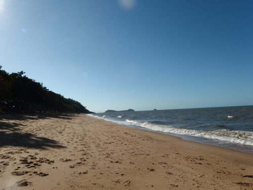 Went for a walk along the beach this Avo, it was wonderful this is looking South. 