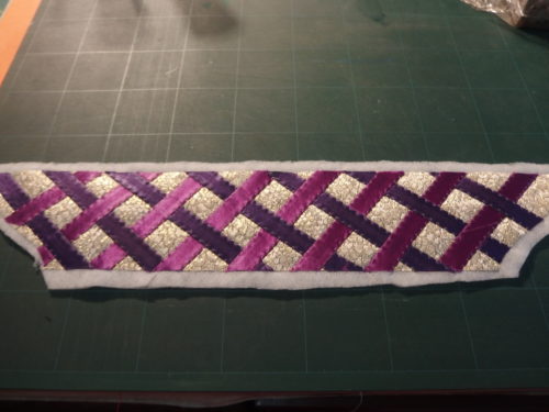 All strips quilted down now to trim back the batting. 