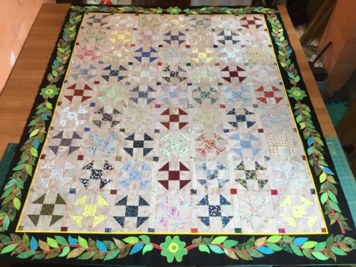 I finally found my Churndash quilt top last week and have sewn on the last border, so wonderful to have it completed. More I see it the more I like this quilt top? 